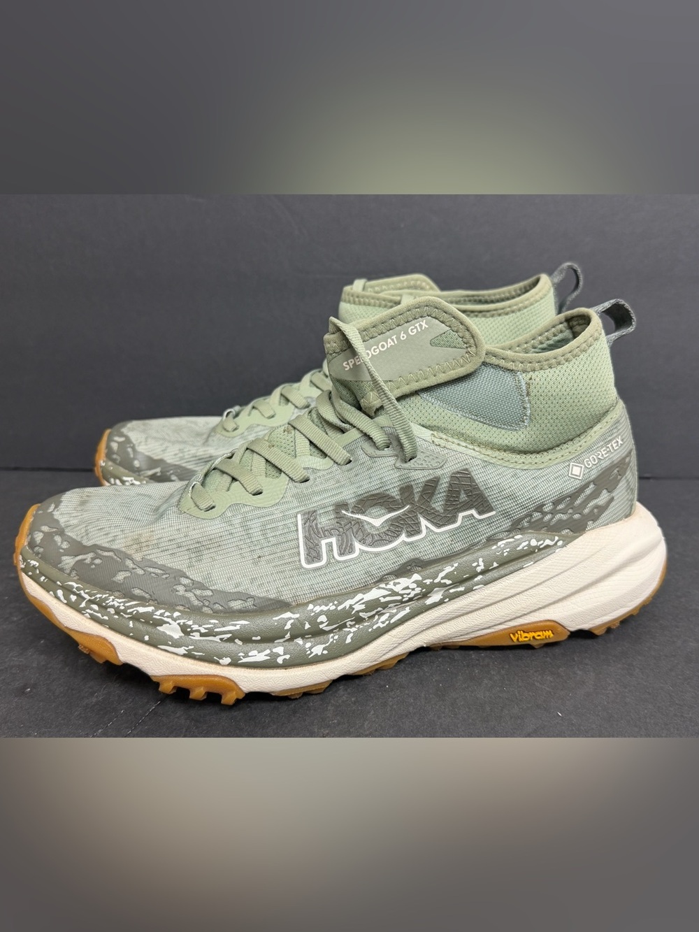 Hoka Men's Speedgoat 6 Mid GTX GORE-TEX Trail Shoes Sea Moss/Oat Milk 7.5D WMN 9